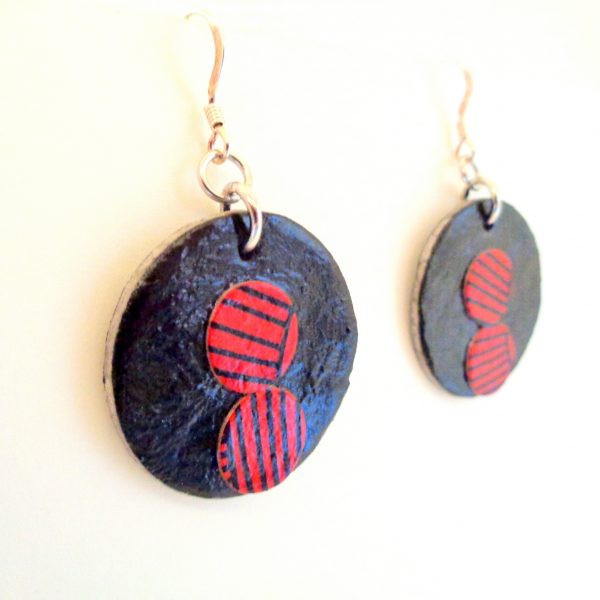 Boucles d'oreille en carton - Petites gouttes - Noir/Rouge noeuds - Argent 925