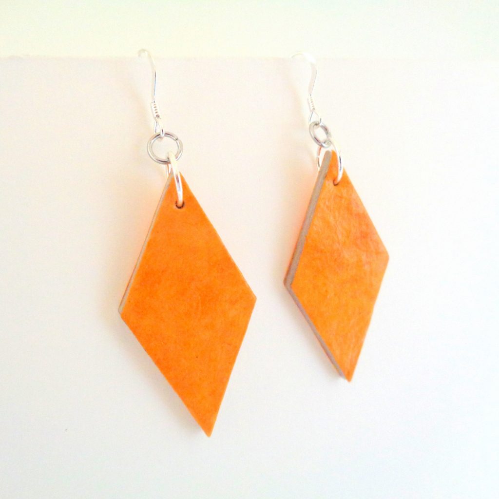 Boucles d'oreille en carton - Losange - Jaune ocre - Argent 925
