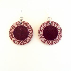 Boucles d'oreille en carton - Petites Rondes X2 - Fleurs bordeaux et bordeaux - Argent 925 – Image 2