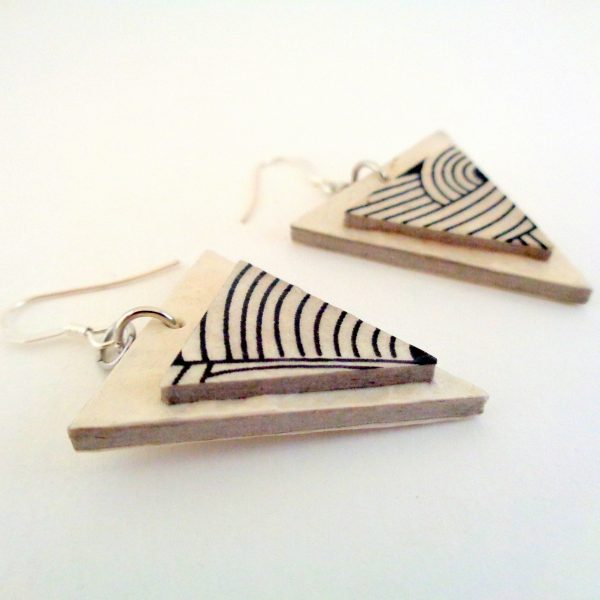 Boucles d'oreille en carton - Triangle - Blanc/Blanc noeuds - Argent 925