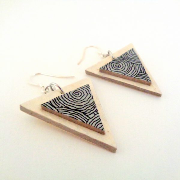 Boucles d'oreille en carton - Triangle - Blanc/Cercles gris - Argent 925
