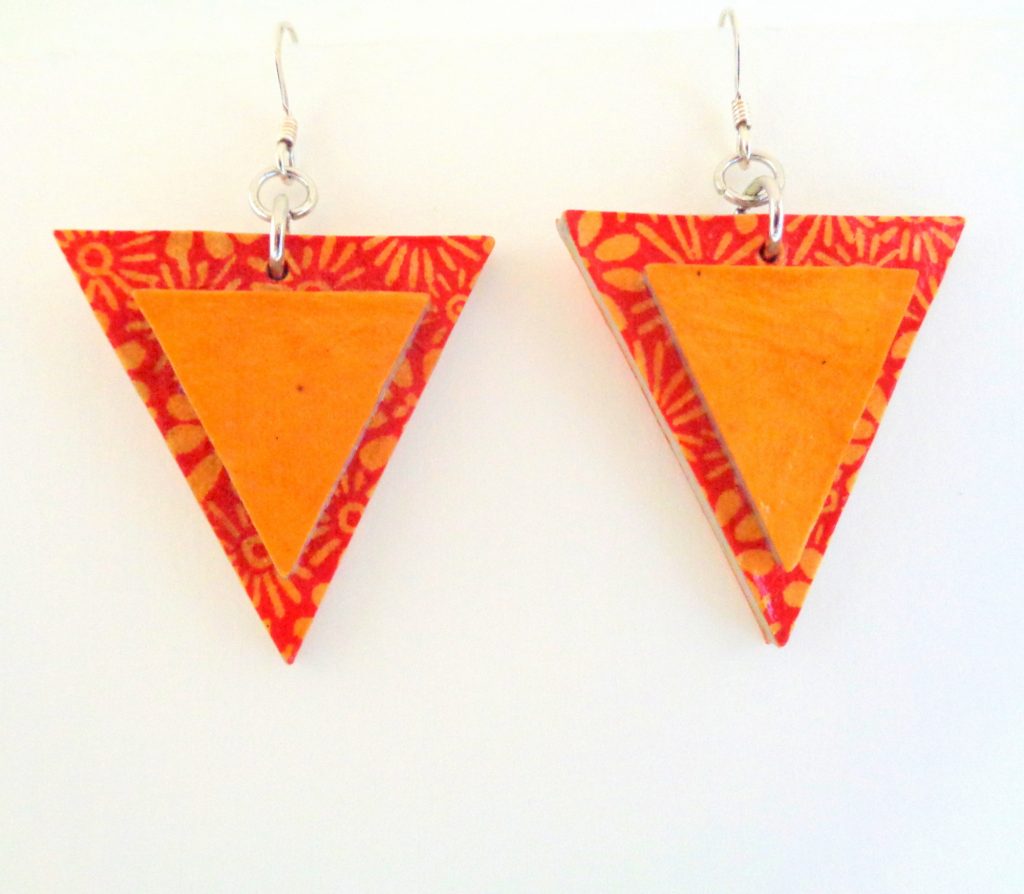 Boucles d'oreille en carton - Triangle - Fleurs orange/Jaune ocre - Argent 925