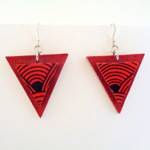 Boucles d'oreille en carton - Triangle - Rouge carmin/"Rouge noeuds" - Argent 925