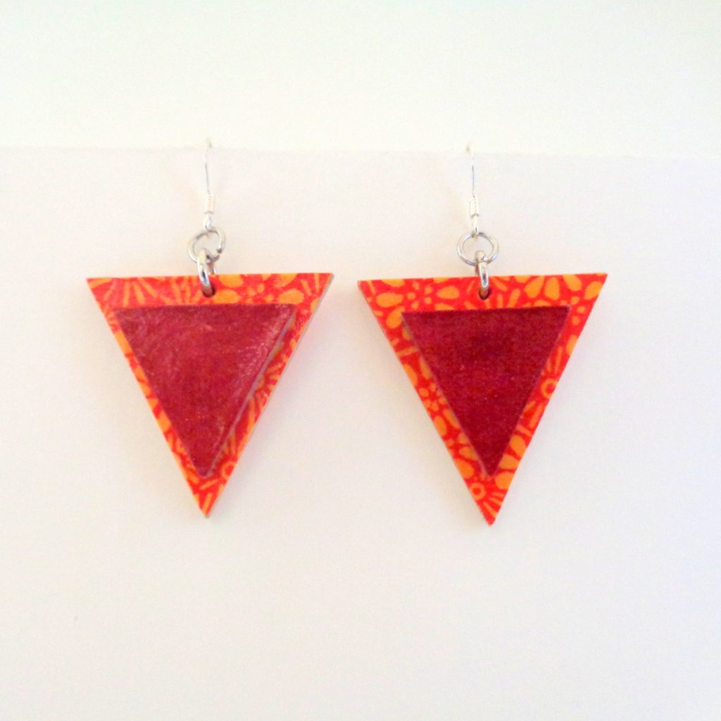 Boucles d'oreille en carton - Triangle - Fleurs orange/Rouge carmin - Argent 925
