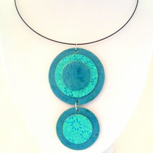 Pendentif long ronds en carton - Bleu turquoise/Fleurs bleues
