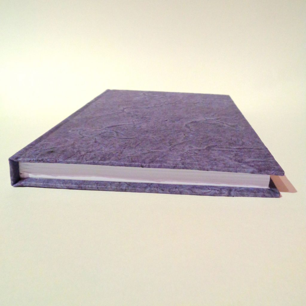 Carnet A5 - 15,5 cm X 22 cm - "Lavande" - 160 pages blanches -