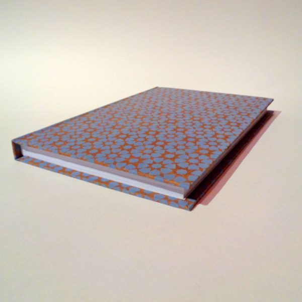 Carnet A5 - 15,5 cm X 22 cm - "Bleu étoilé" - 160 pages blanches