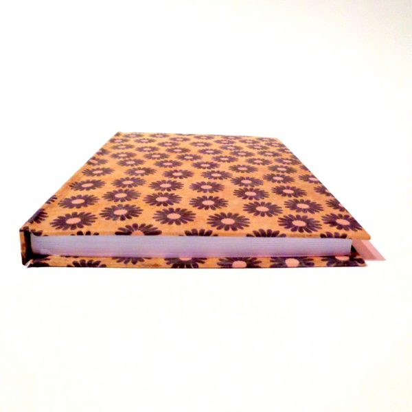 Carnet A5 - 15,5 cm X 22 cm - "Marguerites marron" - 160 pages blanches -