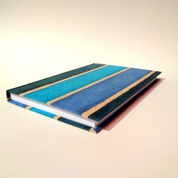 Carnet A5 - 15,5 cm X 22 cm - "Bleu à rayures" - 160 pages blanches -