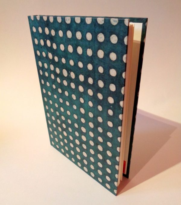 Carnet A5 - 15,5 cm X 22 cm - "Vert à pois blancs" - 144 pages