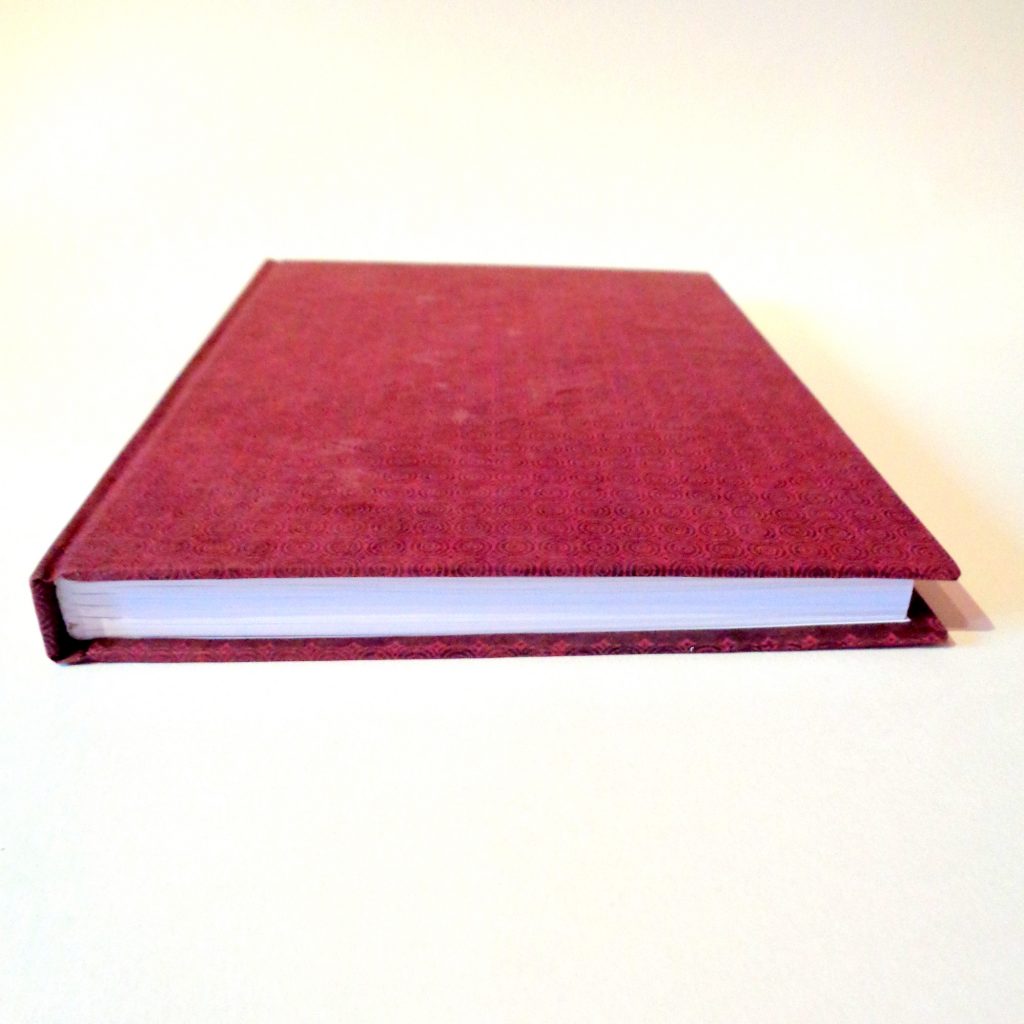 Carnet A5 - 15,5 cm X 22 cm - "Rondobordeaux" - 160 pages blanches -