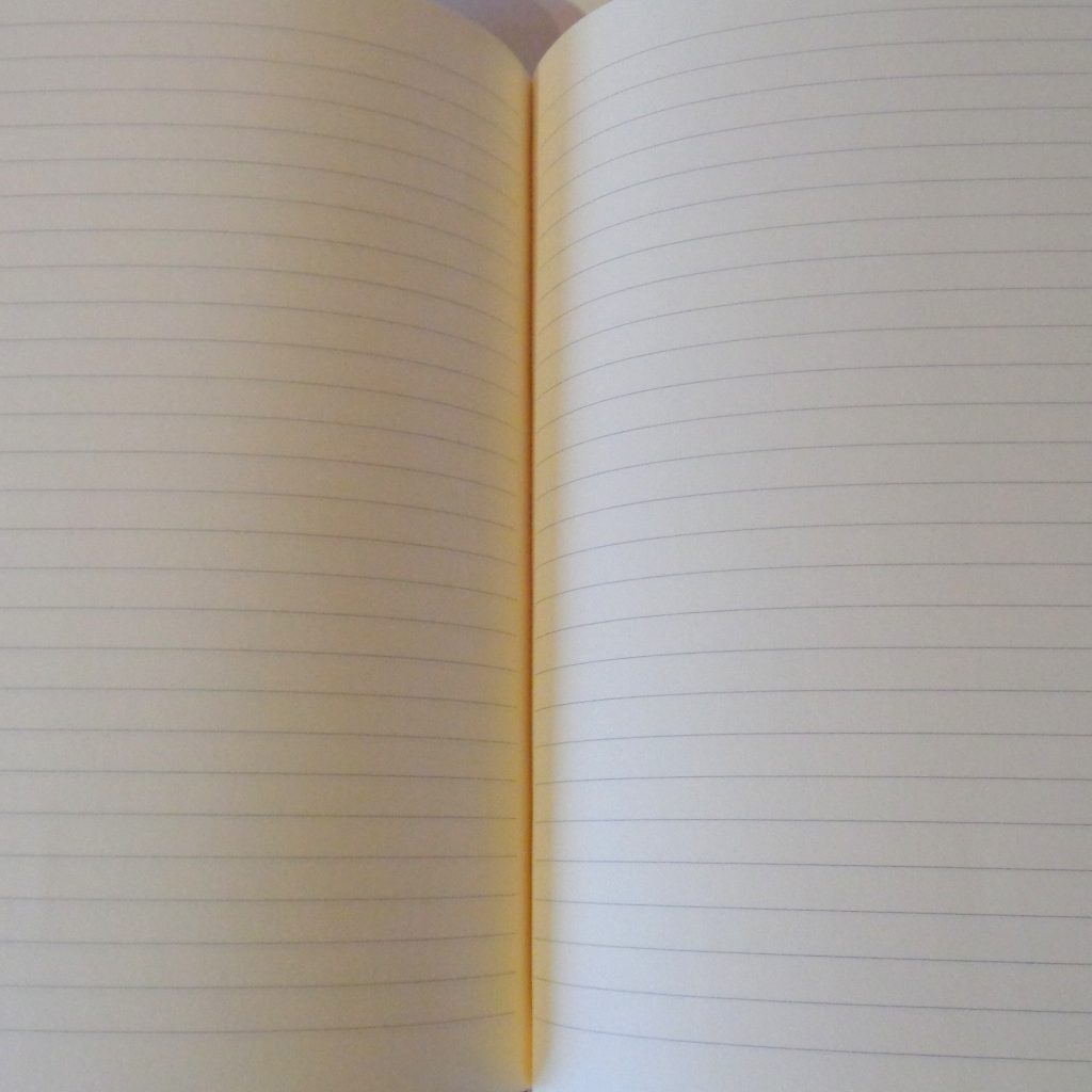 Carnet A5 - 15,5 cm X 22 cm - "Marron et blanc" - 144 pages
