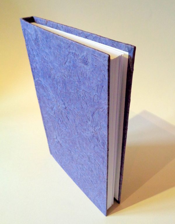 Carnet A5 - 15,5 cm X 22 cm - "Lavande" - 160 pages blanches -