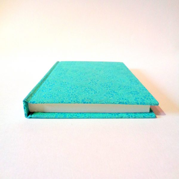Carnet de poche - 11 cm x 16 cm - "Bleu à fleurs" - 144 pages