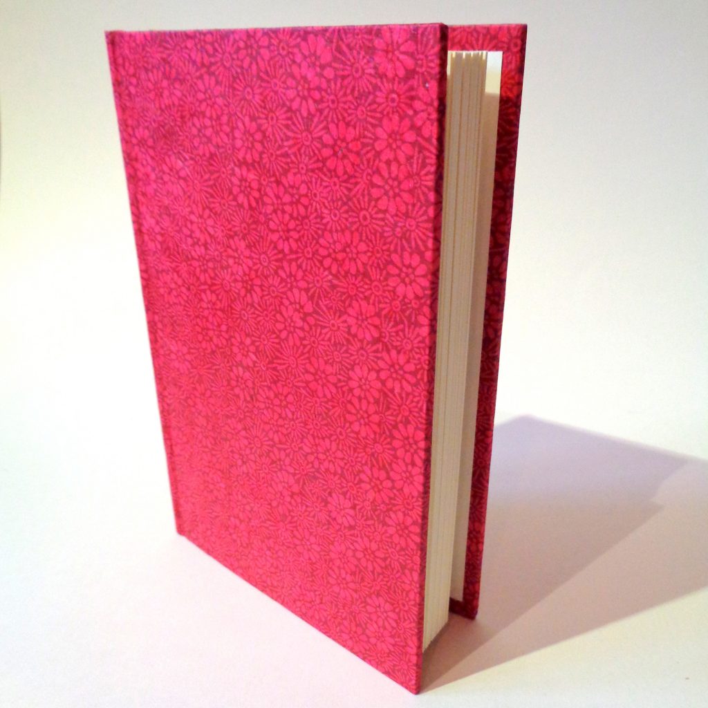 Carnet de poche - 11 cm x 16 cm - " Rouge à fleurs" - 144 pages