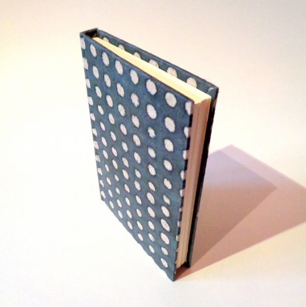 Carnet de poche - 11 cm x 16 cm - "Gris à pois blancs" - 128 pages - Ligné