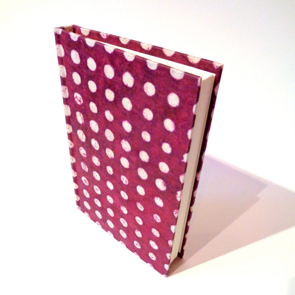 Carnet de poche - 11 cm x 16 cm - "Bordeaux à pois blancs" - 144 pages