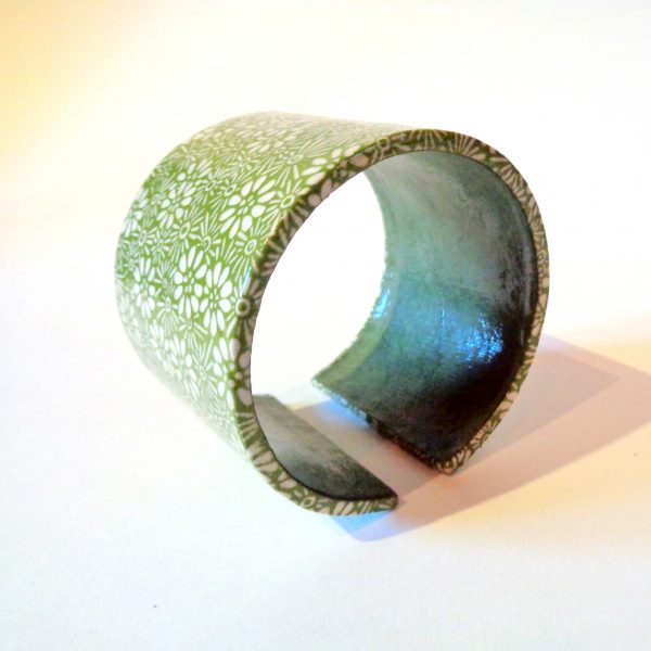 Bracelet manchette en carton - Vert à fleurs