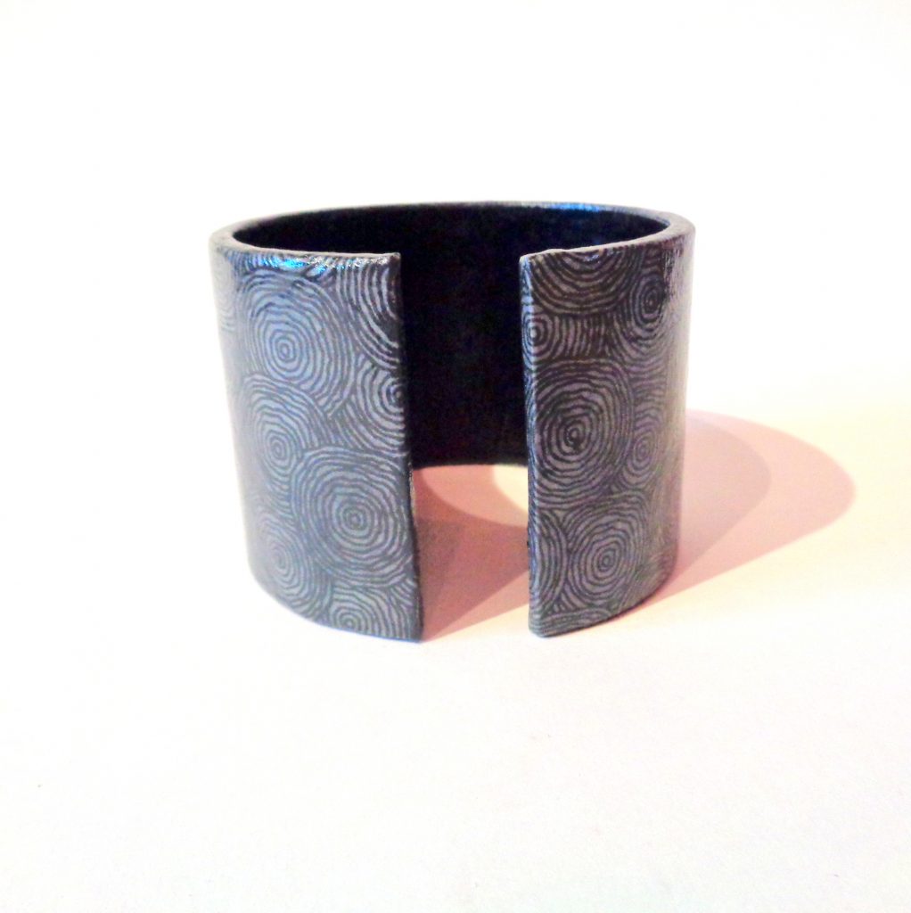 Bracelet manchette en carton - Rondogris