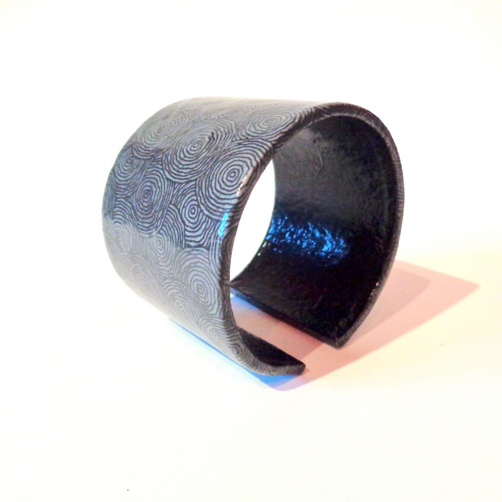 Bracelet manchette en carton - Rondogris