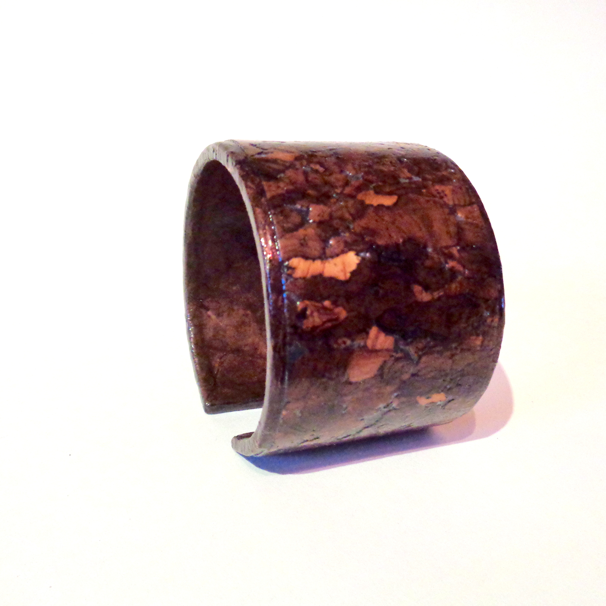 Bracelet manchette en carton - Liège – Image 1