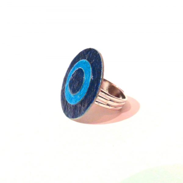Petite bague ronde en carton - Bleu