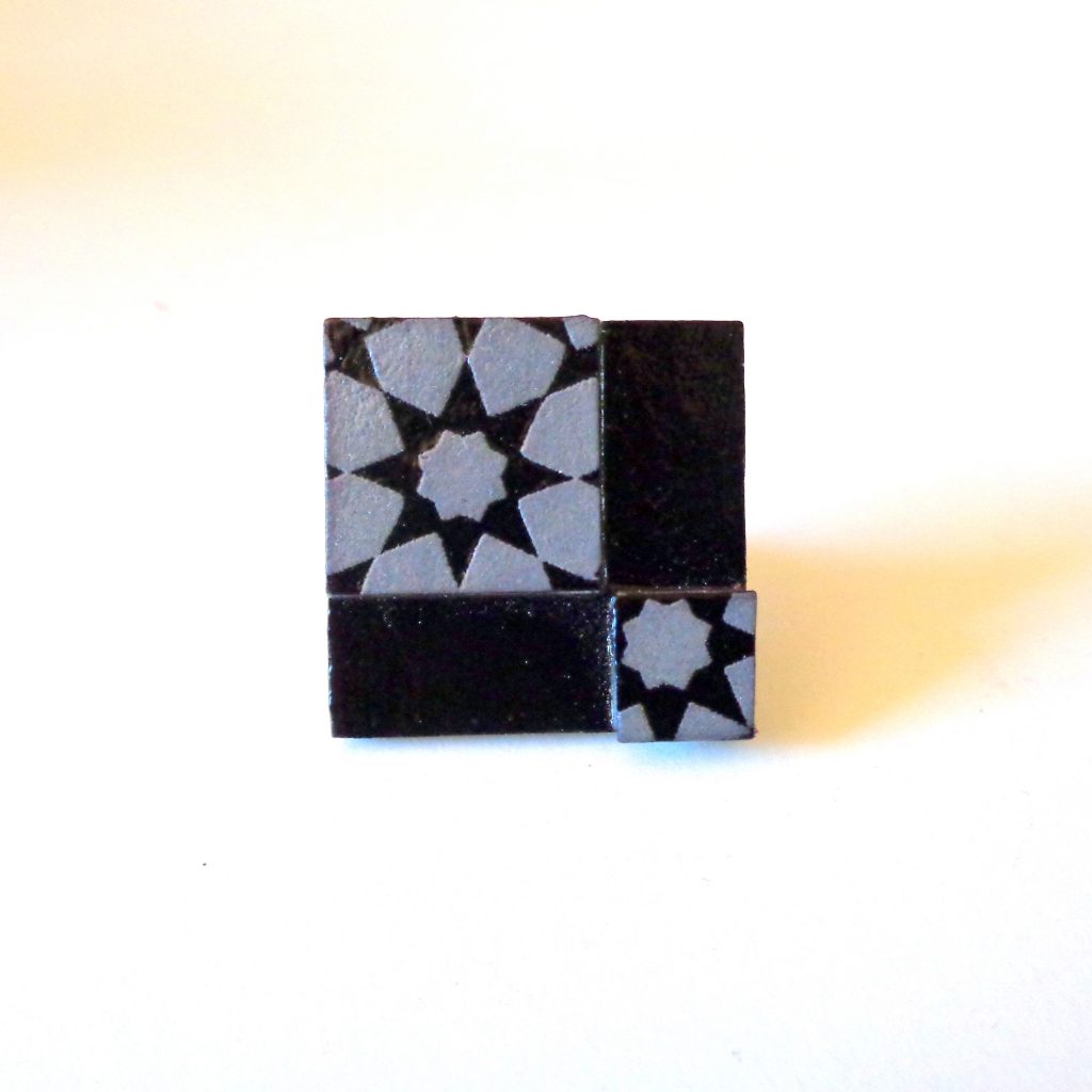 Bague carrée en carton - "Noir et Gris étoilé"