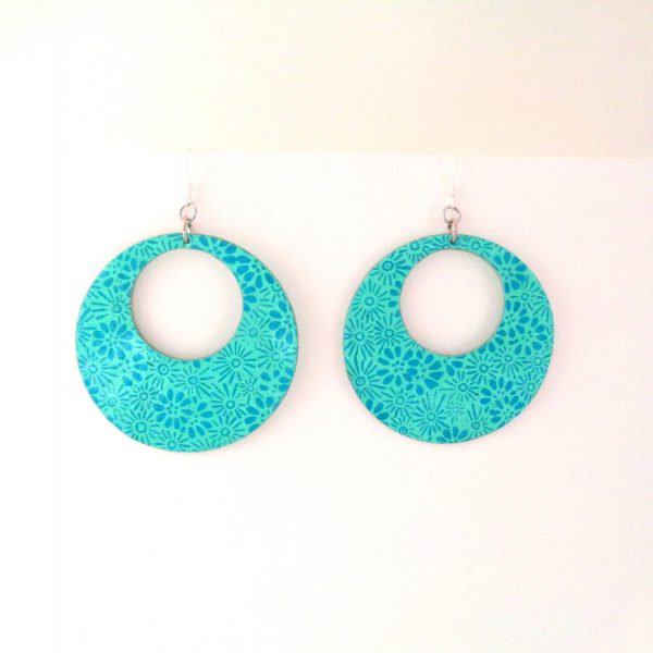Boucles d'oreille en carton - Grandes créoles - Bleu à fleurs turquoises - Argent 925