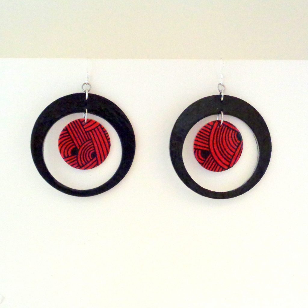 Boucles d'oreille en carton - "Grandes créoles plus une" - Noir/Rouge nœuds - Argent 925