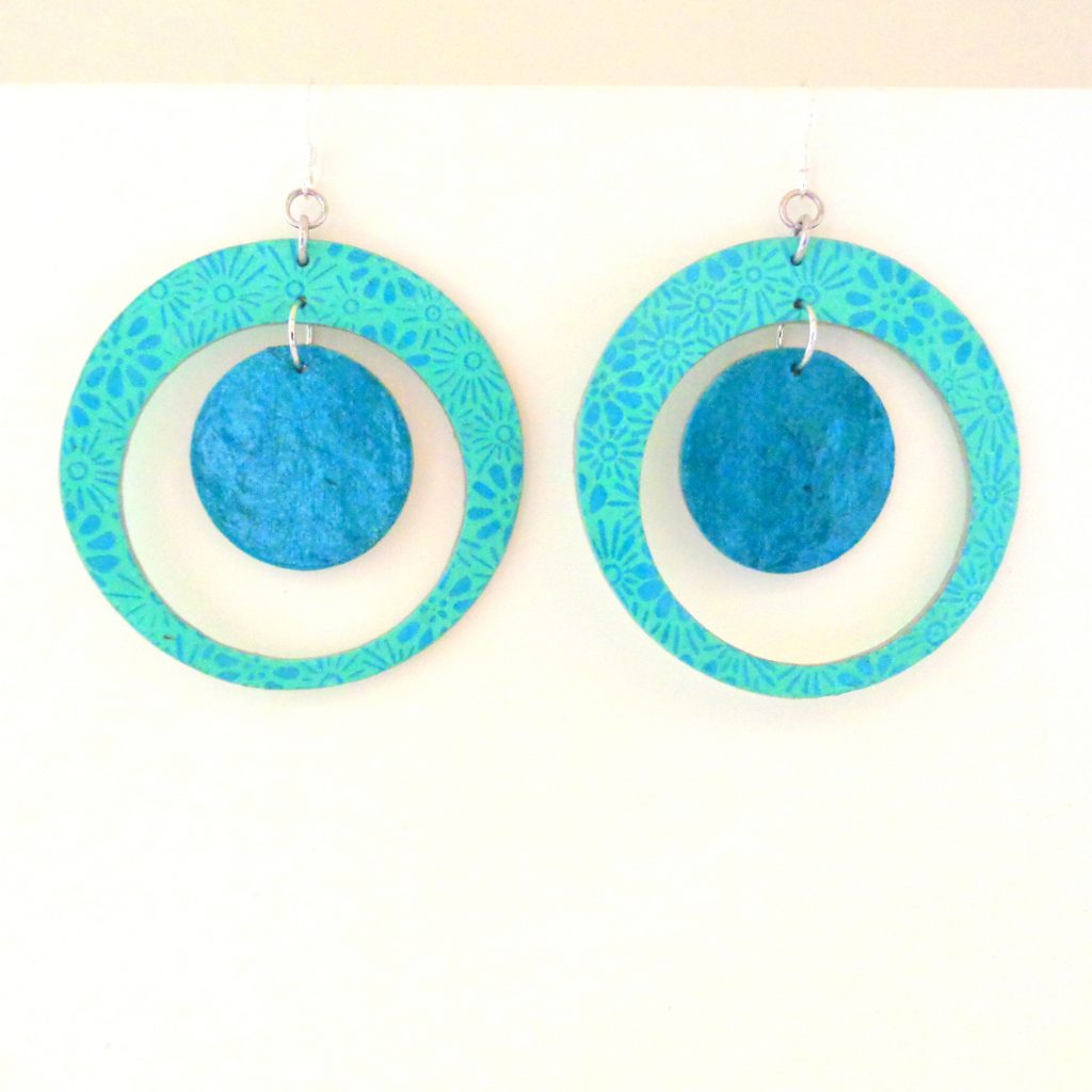 Boucles d'oreille en carton - "Grandes créoles plus une" - Bleu à fleurs/Bleu turquoise - Argent 925