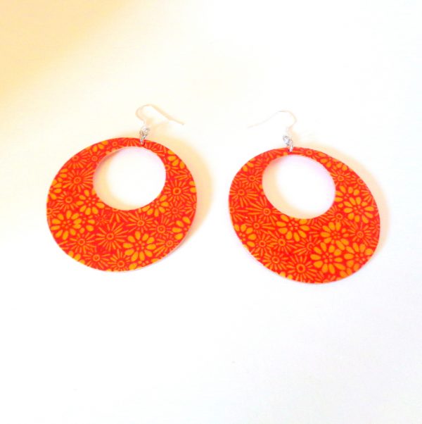 Boucles d'oreille en carton - Grandes créoles - Orange à fleurs - Argent 925