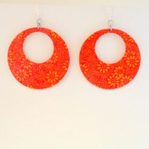 Boucles d'oreille en carton - Grandes créoles - Orange à fleurs - Argent 925 – Image 2