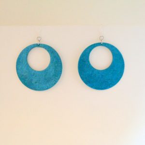 Boucles d'oreille en carton - Grandes créoles - Bleu turquoise - Argent 925 – Image 3