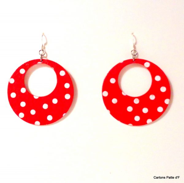 Boucles d'oreille en carton - Grandes Créoles - Rouge à petits pois blancs - Argent 925