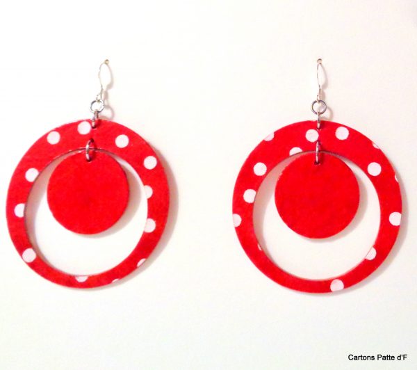Boucles d'oreille en carton - "Grandes créoles plus une" - Rouge à petits pois blancs/Rouge - Argent 925