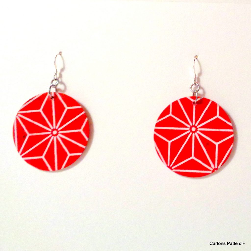 Boucles d'oreille en carton - Rondes - Rouge étoilé - Argent 925