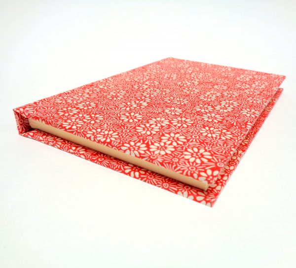 Carnet de poche - 11 cm x 16 cm - "Rouge à fleurs" - 144 pages