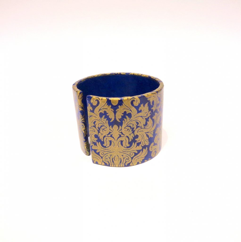 Bracelet manchette en carton - "Or bleu"