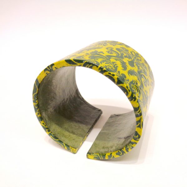 Bracelet manchette en carton - "Vert baroque"