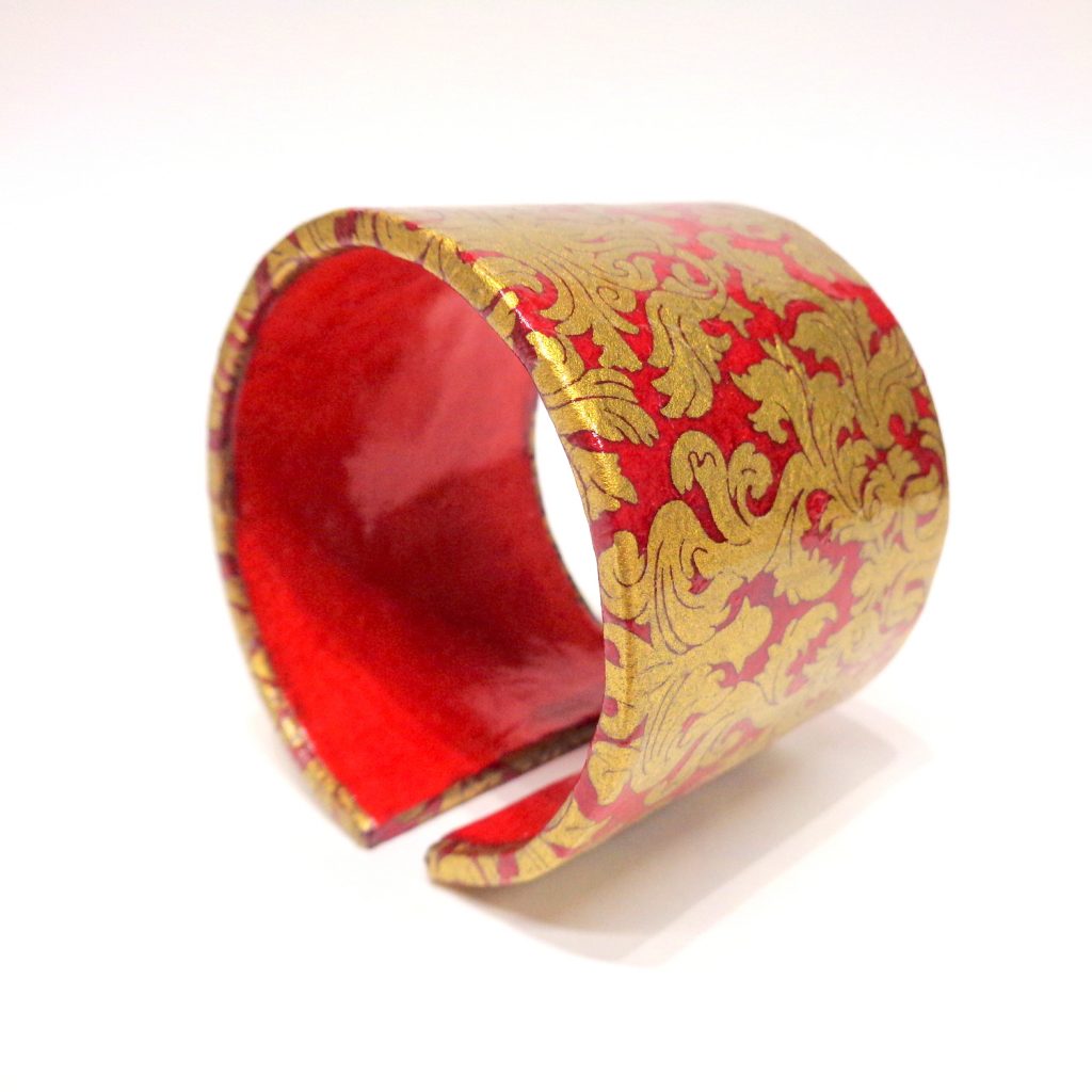 Bracelet manchette en carton - "Or Rouge"