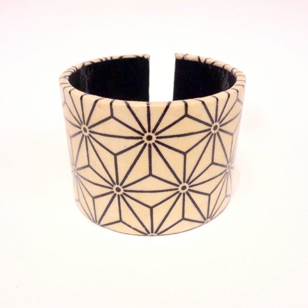 Bracelet manchette en carton - "Blanc étoilé"