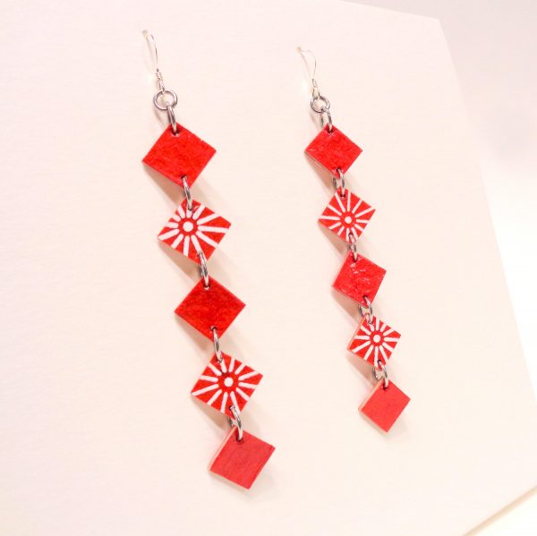 Boucles d'oreille en carton - Longues fines - Rouge/Rouge étoilé  - Argent 925