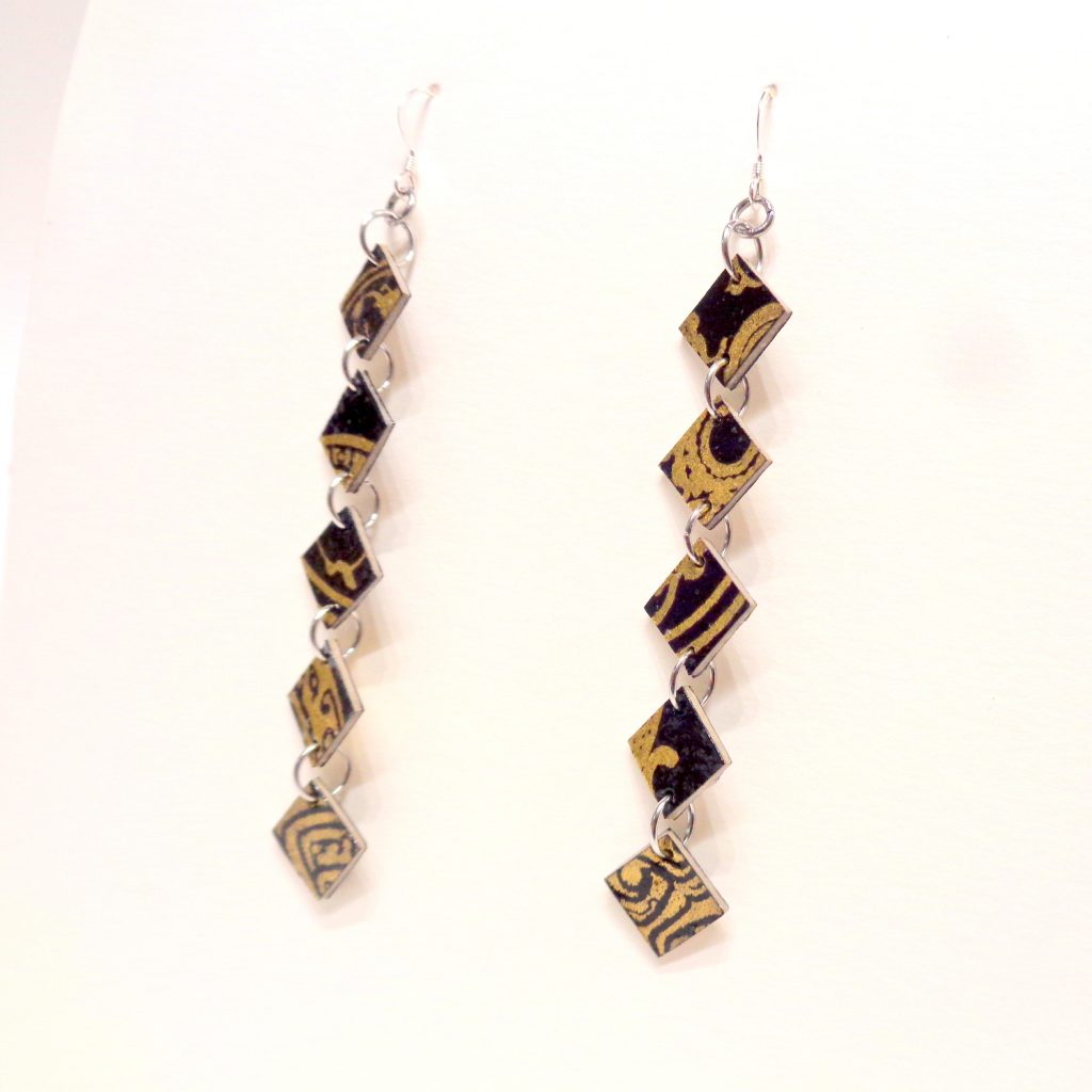 Boucles d'oreille en carton - Longues fines - Or Noir - Argent 925
