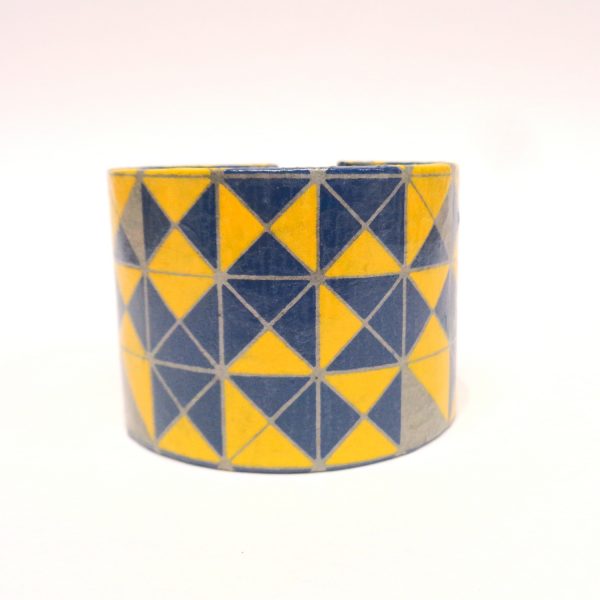 Bracelet manchette en carton - "Bleu et jaune Géo"