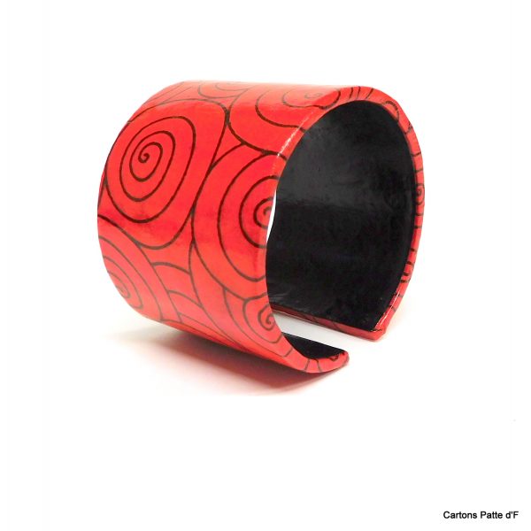 Bracelet manchette en carton - "Rouge et noir"