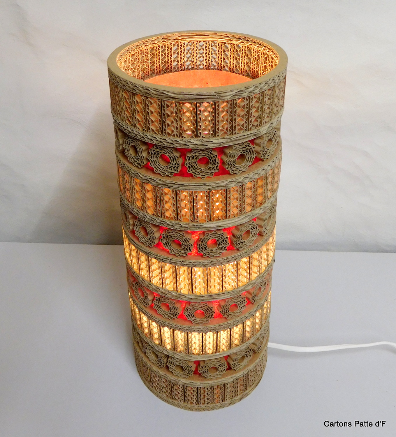 Lampe à poser cylindrique "Tour de Pise" – Image 4