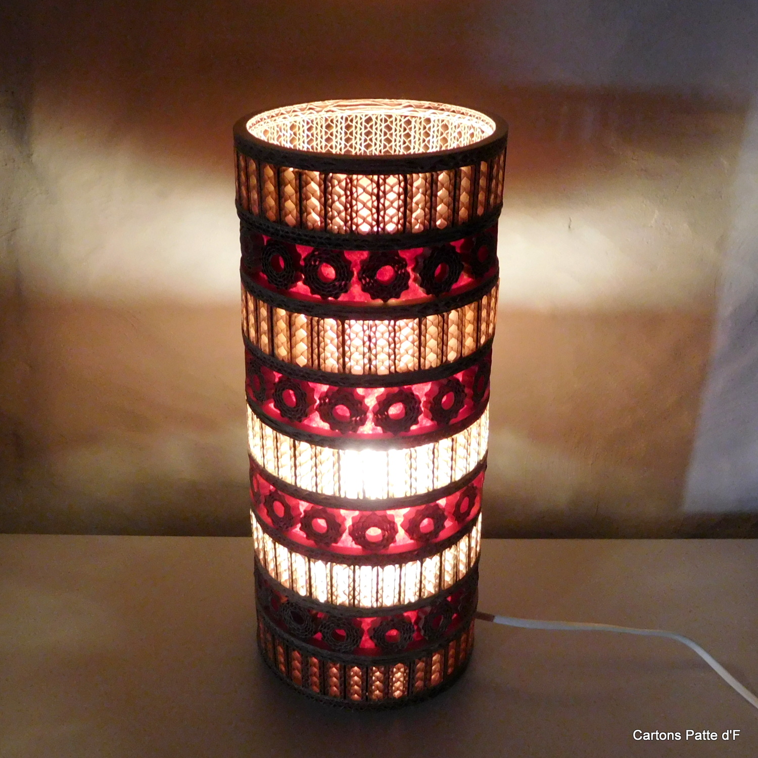 Lampe à poser cylindrique "Tour de Pise" – Image 1