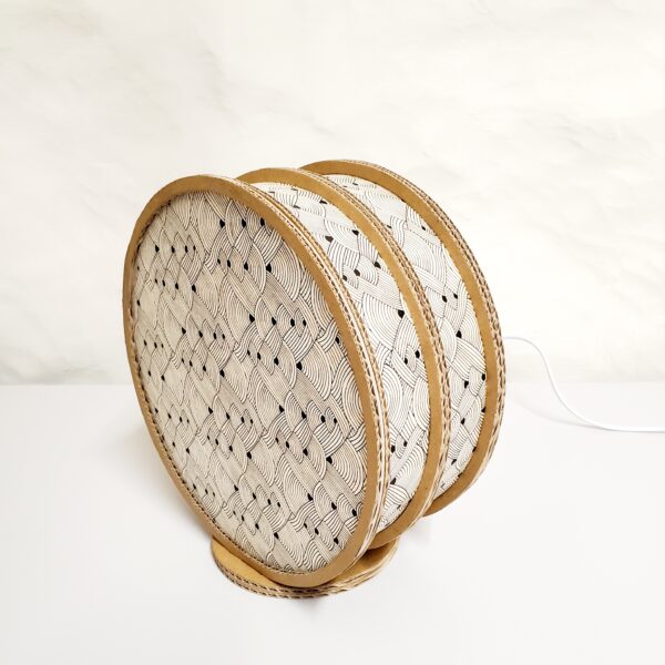 Lampe "Tambourin" en carton et papier Népalais Blanc Nœuds - 2025