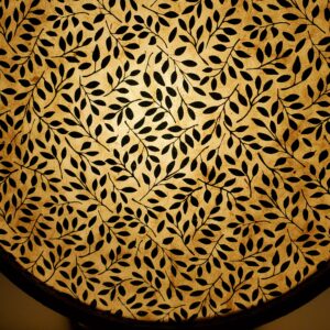 Lampe "Tambourin" en carton et papier Népalais à feuilles vertes – Image 5