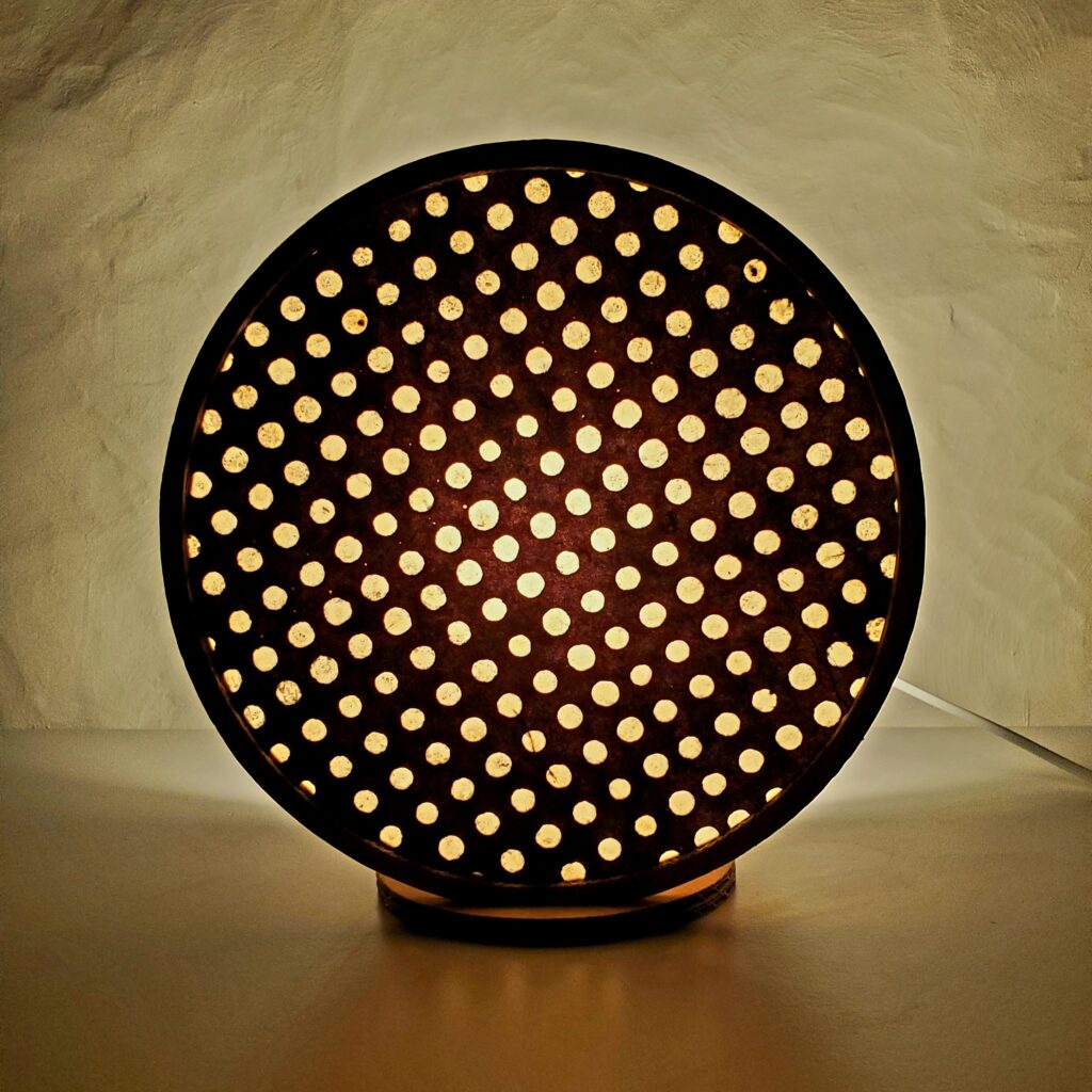 Lampe "tambourin" Noir à pois blancs